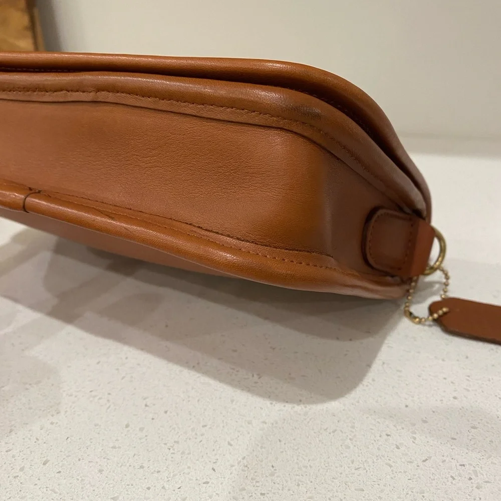 Vintage Coach Penny Pocket 9755 Purse British Tan - Picture 5 of 12